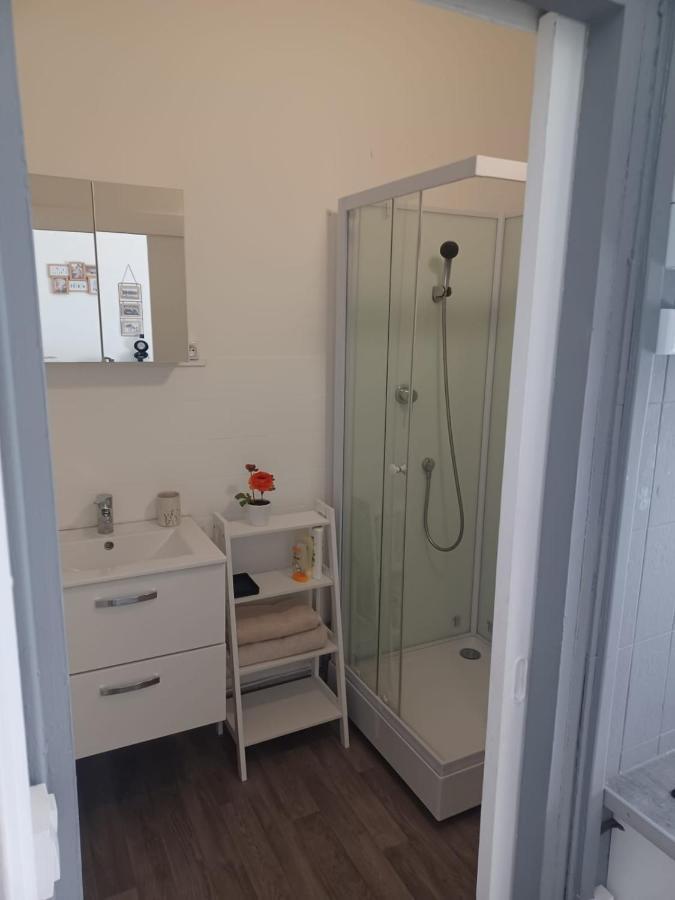Appartamento Le Carnot Proche Gare Et Iut Chez Adrien Saint-Quentin  Esterno foto