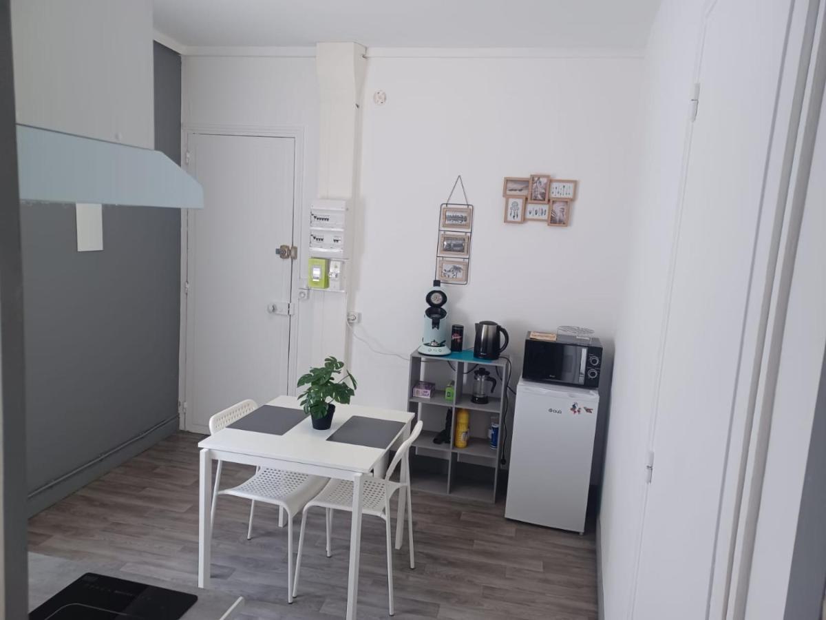 Appartamento Le Carnot Proche Gare Et Iut Chez Adrien Saint-Quentin  Esterno foto